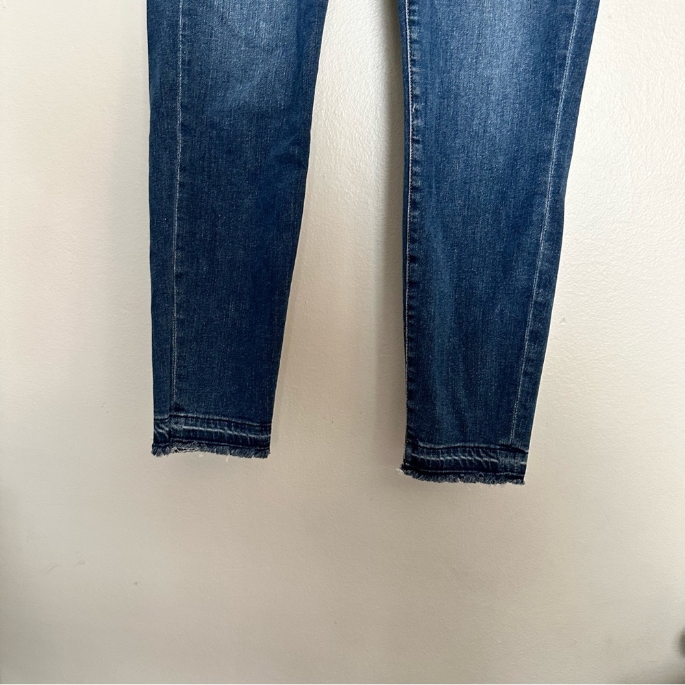 Good American Good Legs Skinny Jeans - Picture 7 of 11